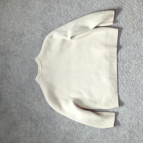Zara Merino Wool Sweater, S-M, Color: Ecru - Picture 14 of 16